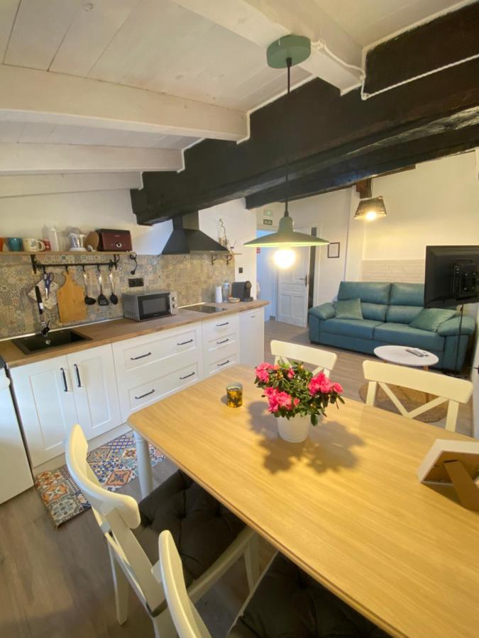 Apartamentos Rurales Calleabajo - 3 Estrellas Hervas Bagian luar foto